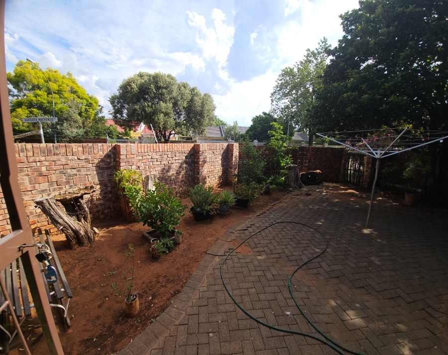 3 Bedroom Property for Sale in Universitas Ridge Free State